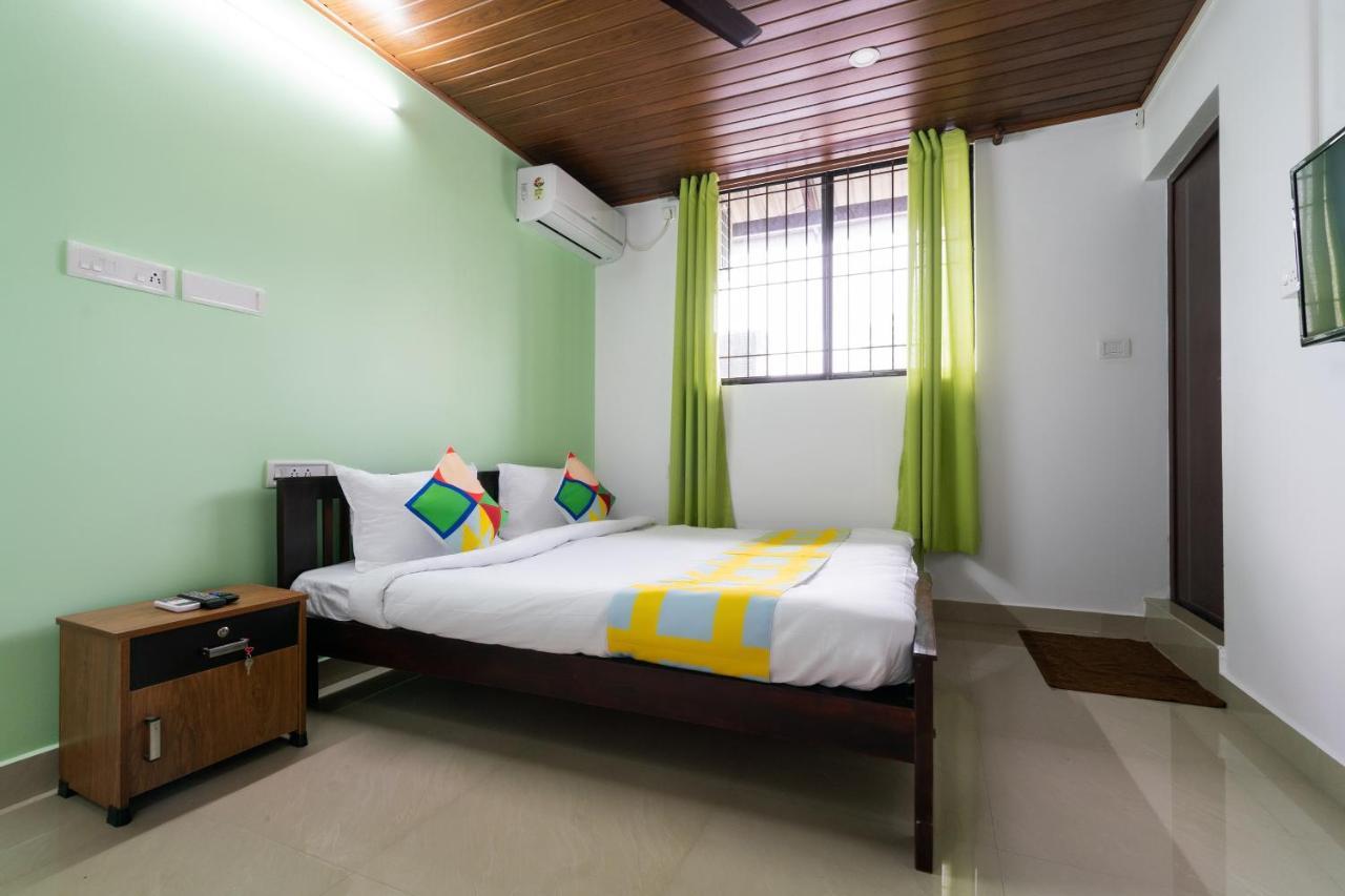 OYO Home 49697 Aj Apartments Kochi Buitenkant foto