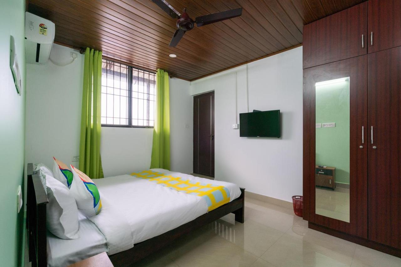 OYO Home 49697 Aj Apartments Kochi Buitenkant foto