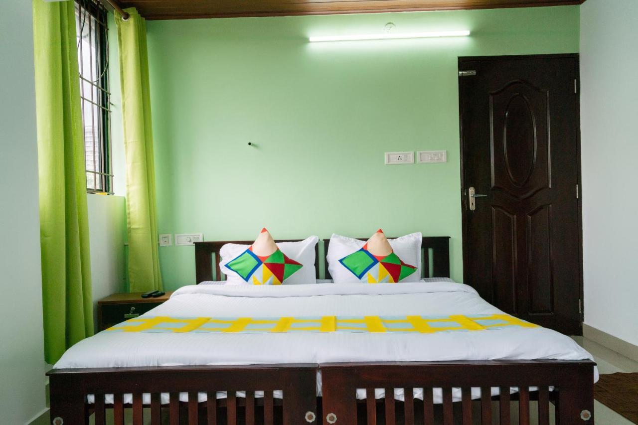 OYO Home 49697 Aj Apartments Kochi Buitenkant foto